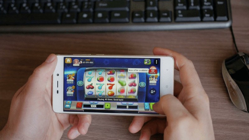 Игровые автоматы в мобильном телефоне играть онлайн без регистрации бесплатно в карты на раздевания